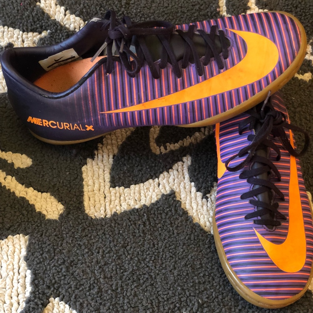 Nike indoor soccer shoes, worn once